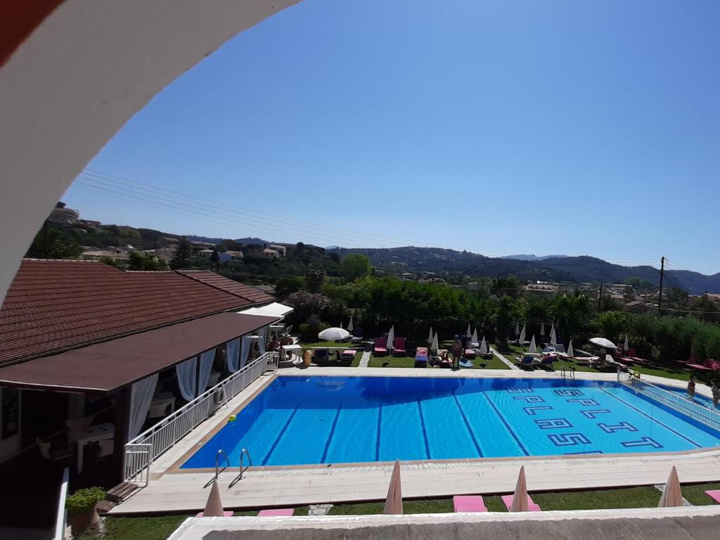 Eleni Apartments