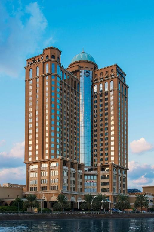 Sheraton Mall of the Emirates Hotel