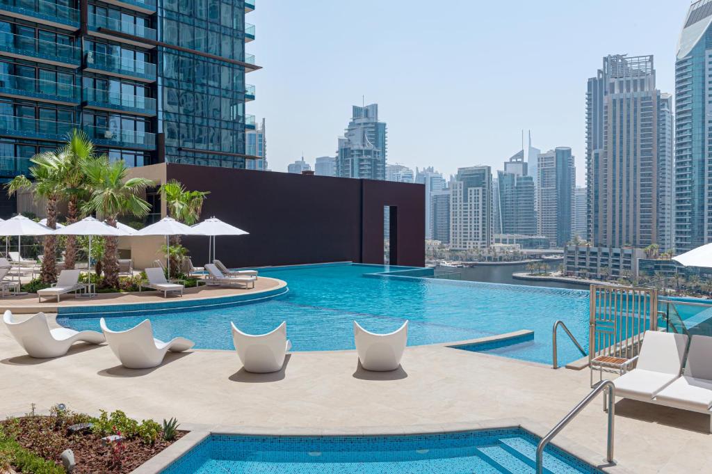 Jumeirah Living Marina Gate Dubai