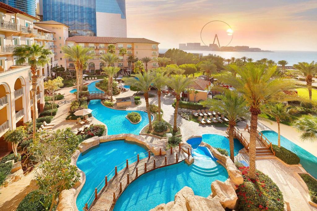 The Ritz-Carlton