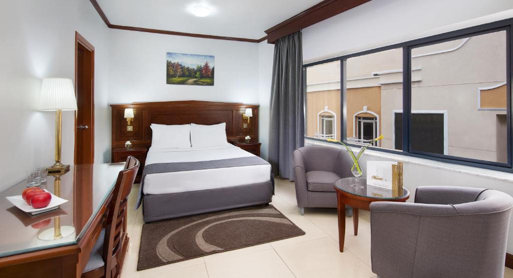 Admiral Plaza Hotel