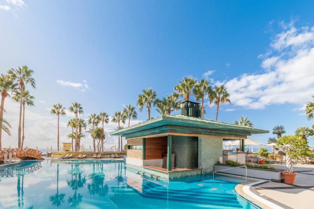 Royal Savoy - Ocean Resort
