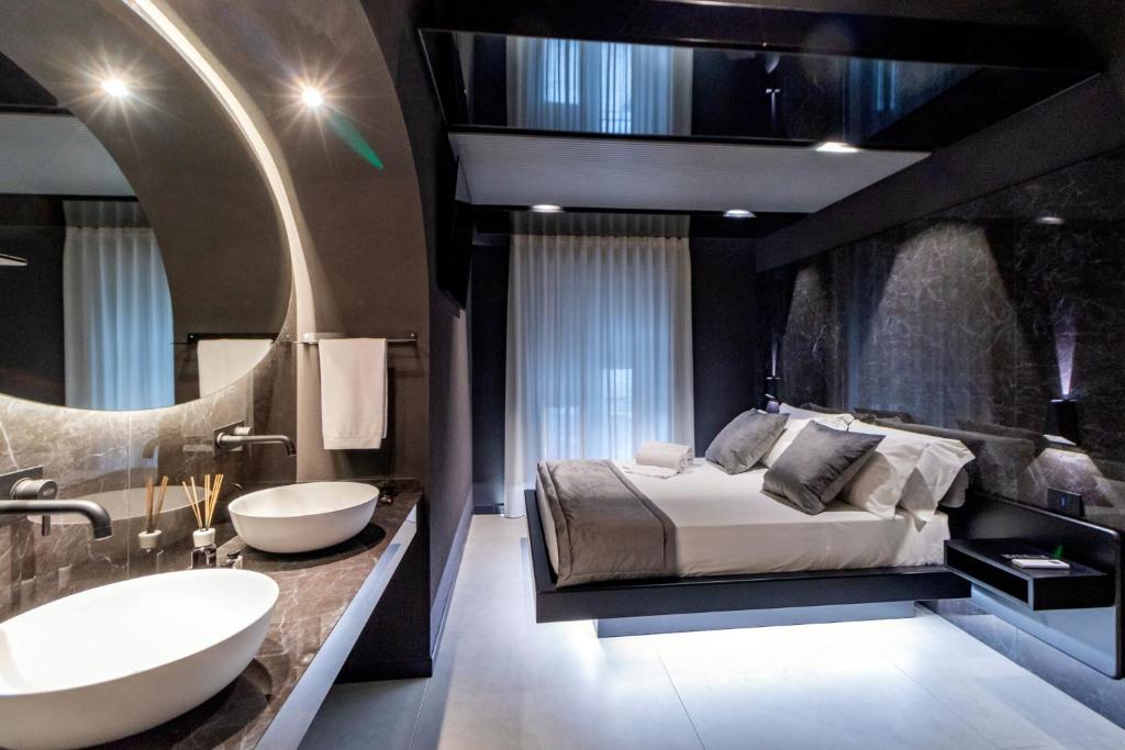 4 Suites "unconventional living rooms"