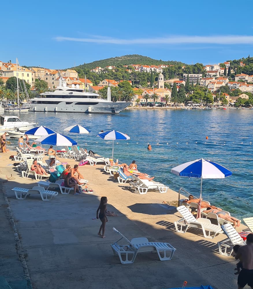 Montovjerna, Dubrovnik