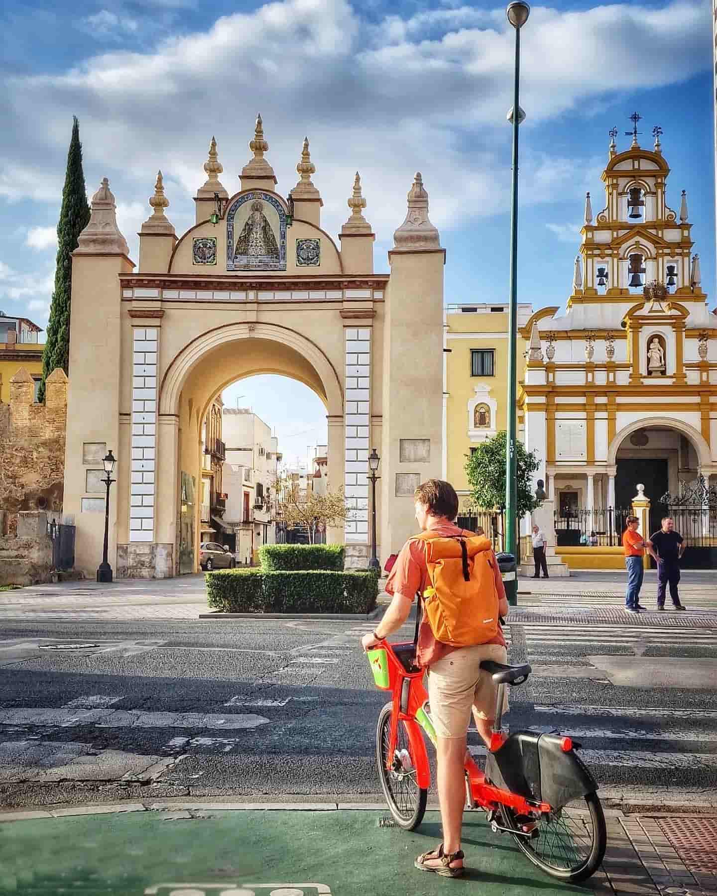 Arco de la Macarena, Sevilla, Spanien
