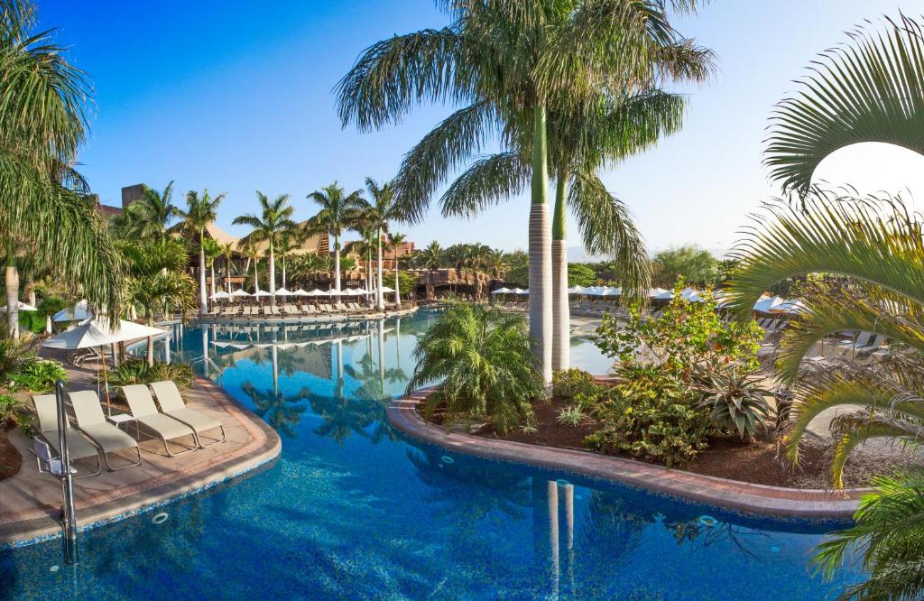 Lopesan Baobab Resort