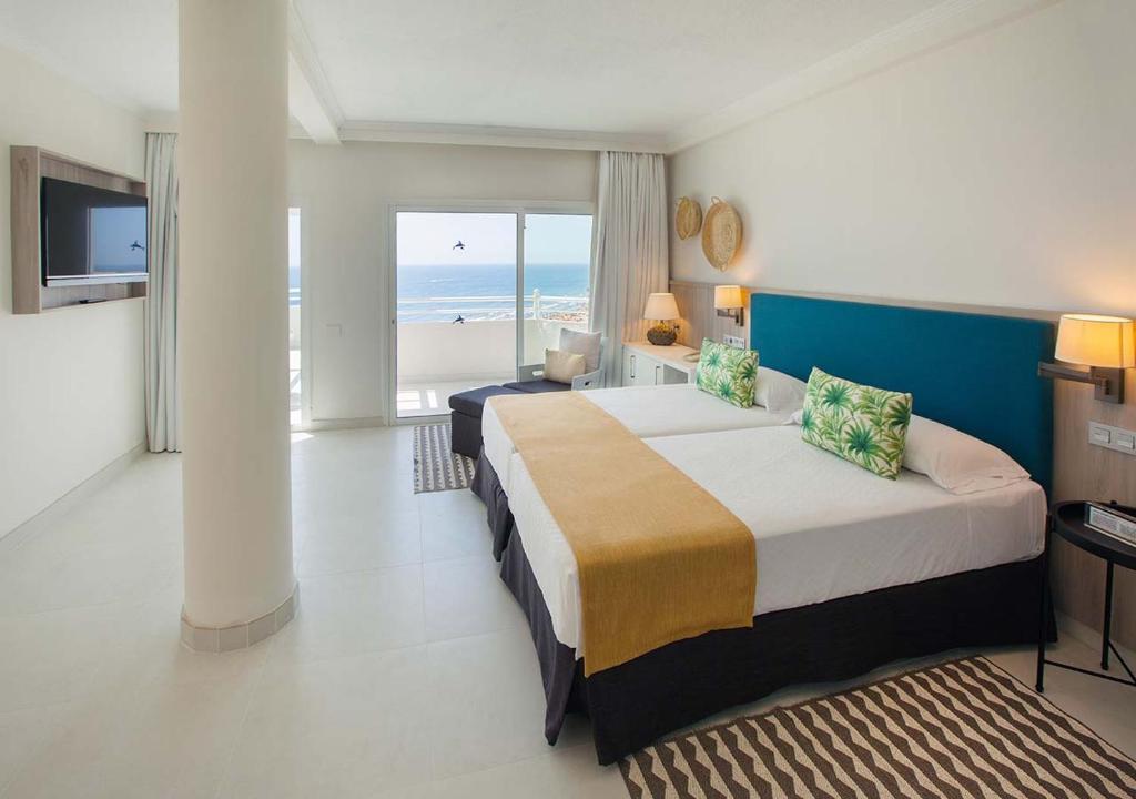 Corallium Dunamar by Lopesan Hotels
