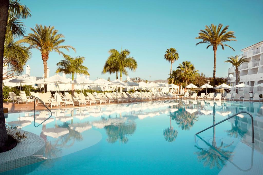 Sunprime Atlantic View Suite & Spa
