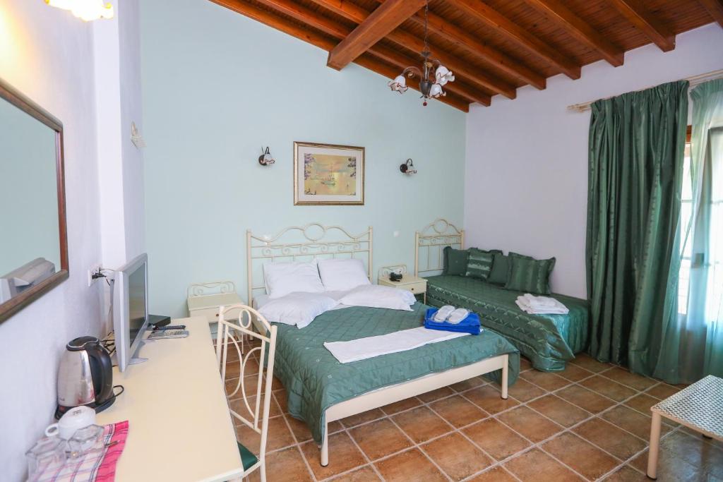 Skiathos Island Suites