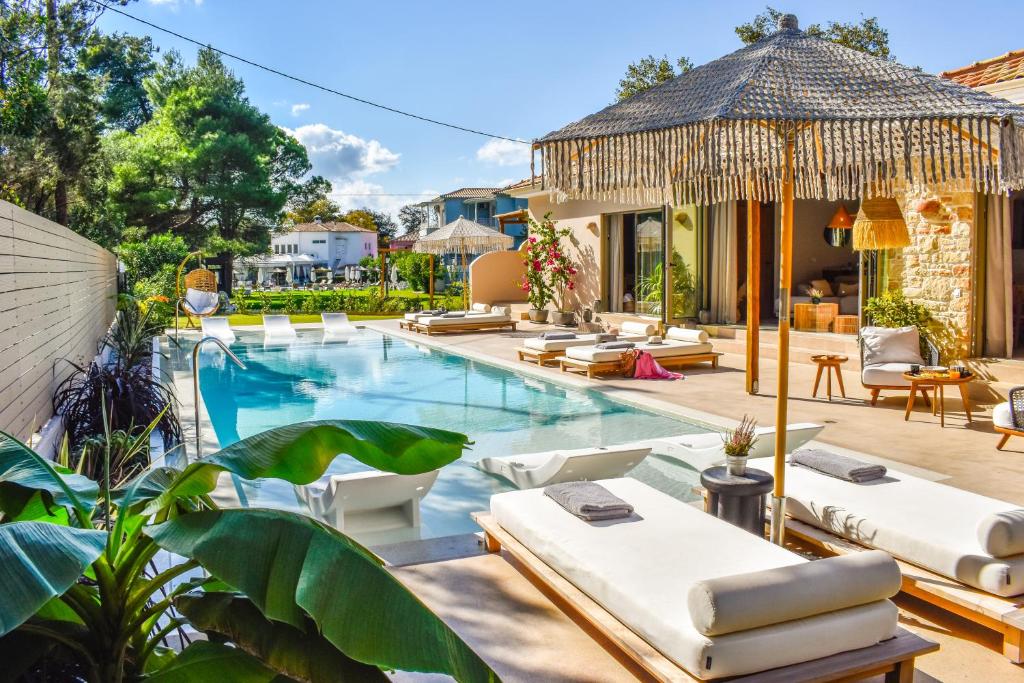 Mandraki Village Boutique Hotel