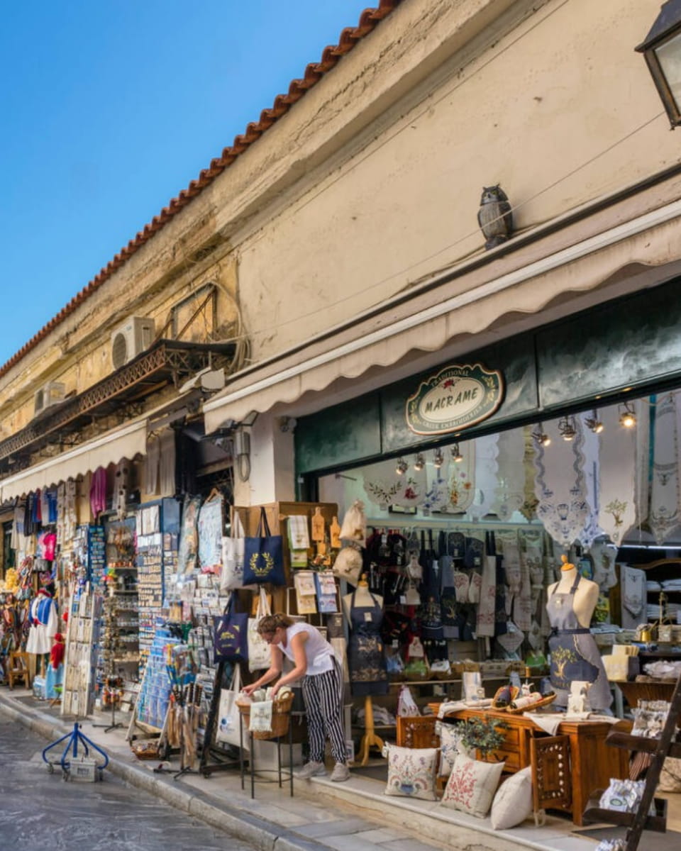 Adrianu Souvenir Street, Athens