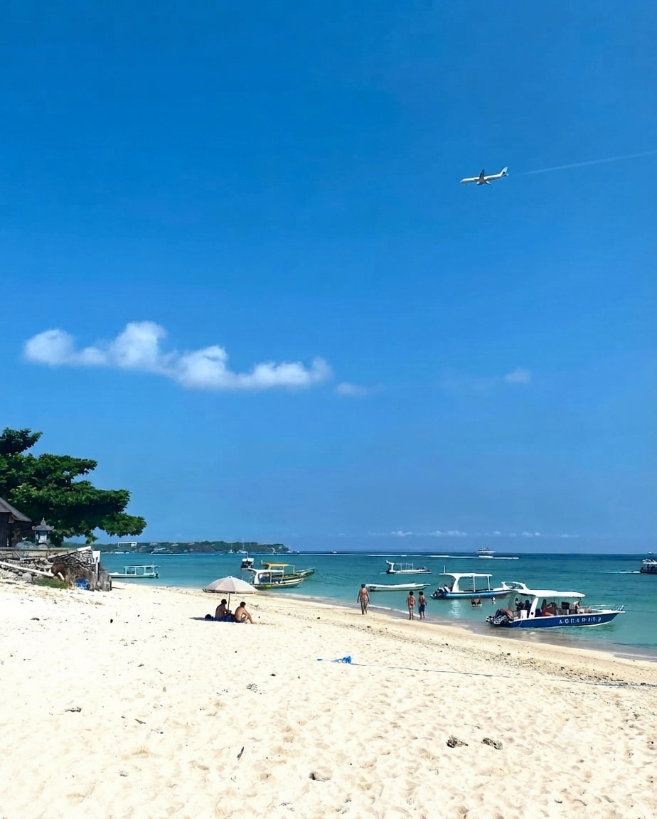 Mushroom Bay, Nusa Lembongan Mushroom Bay, Nusa Lembongan