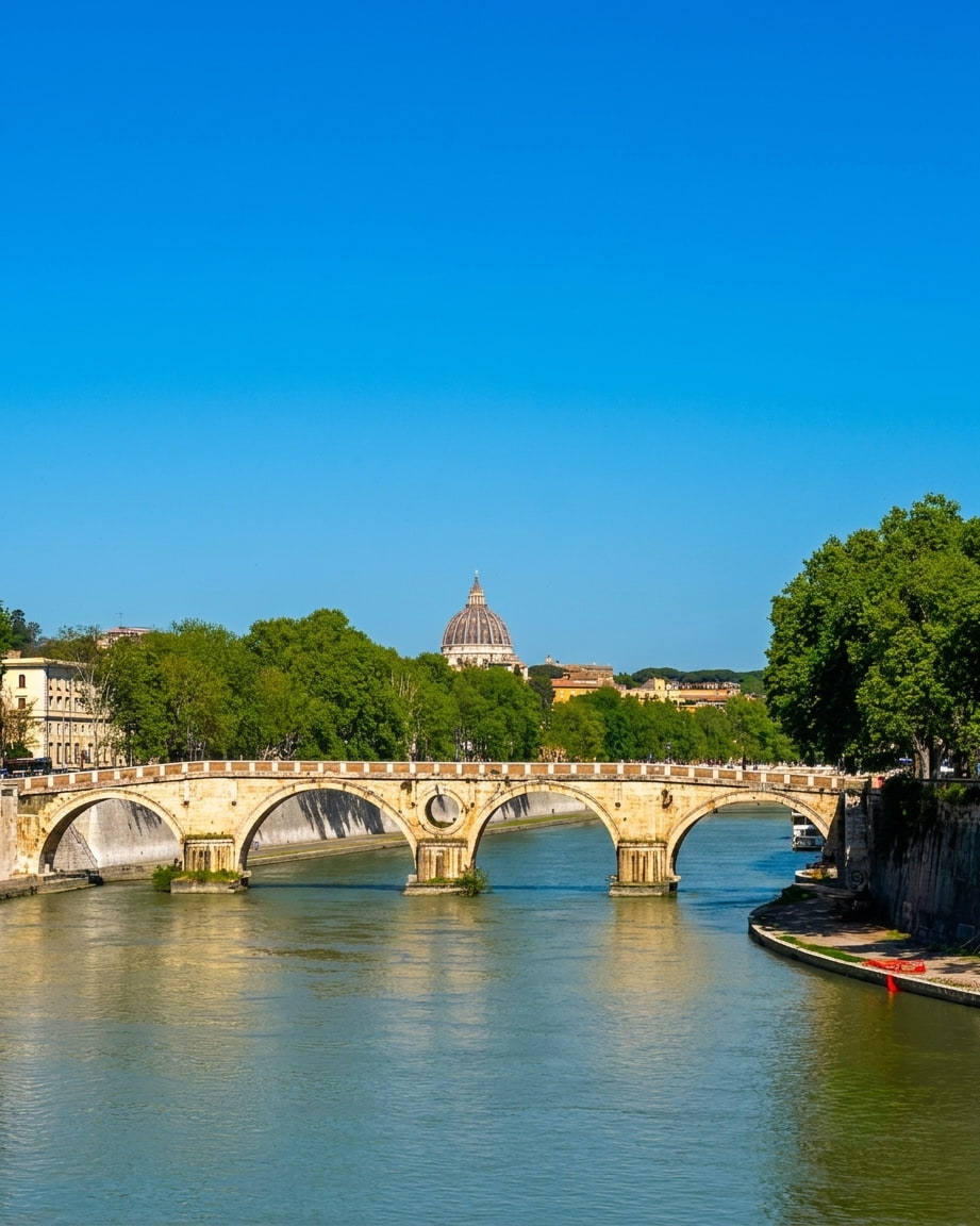 Piazza Trilussa & Riverside, Trastevere Piazza Trilussa & Riverside, Trastevere