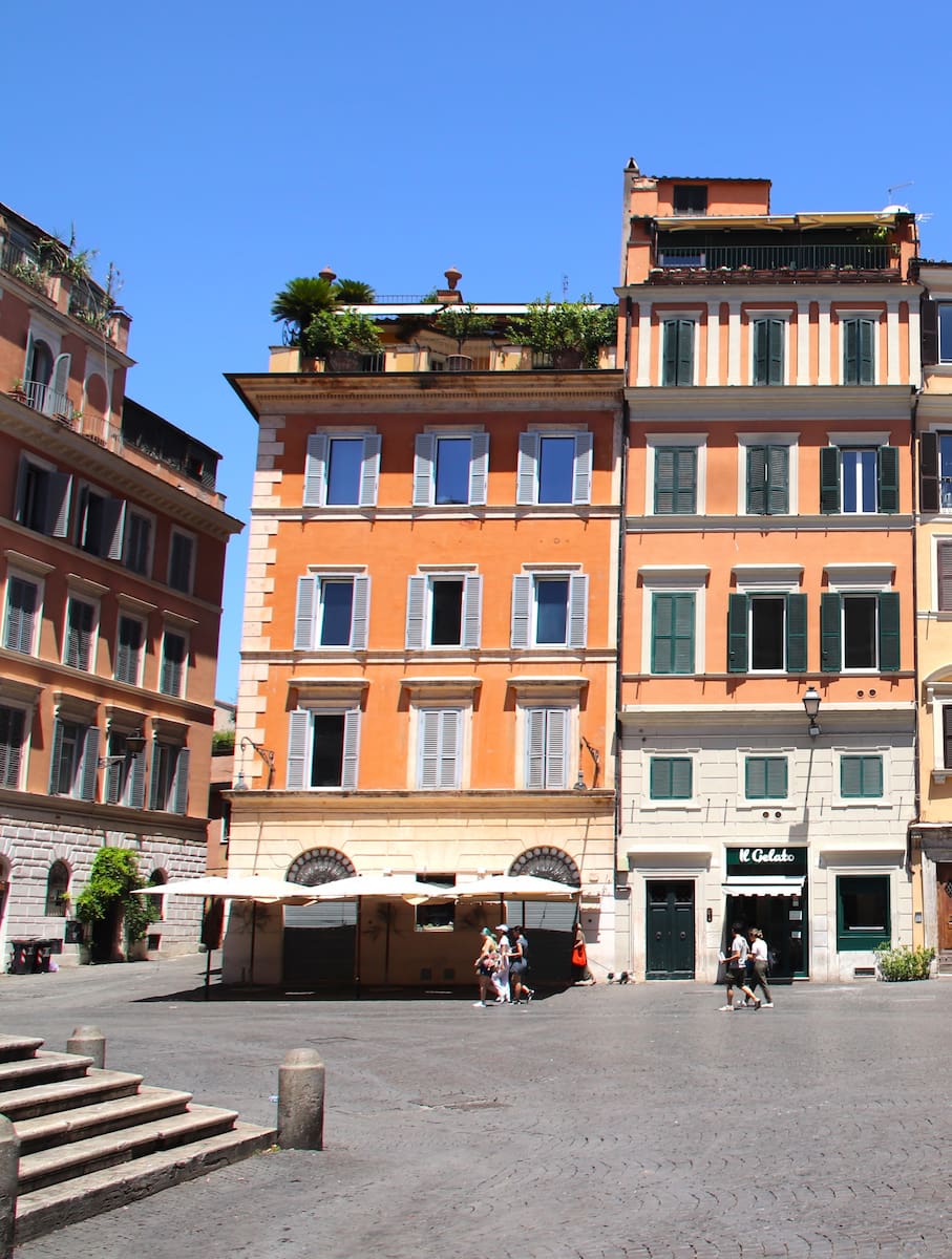 Piazza di Santa Maria, Trastevere Piazza di Santa Maria, Trastevere