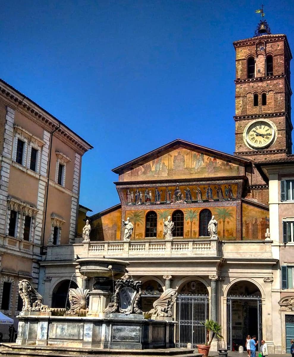 Piazza di Santa Maria, Trastevere Piazza di Santa Maria, Trastevere