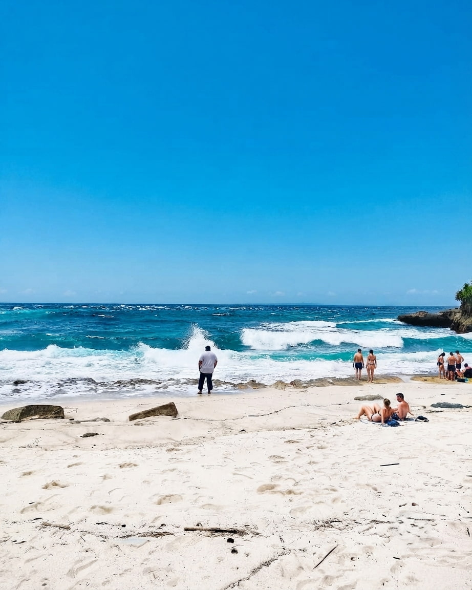 Sandy Bay, Nusa Lembongan Sandy Bay, Nusa Lembongan