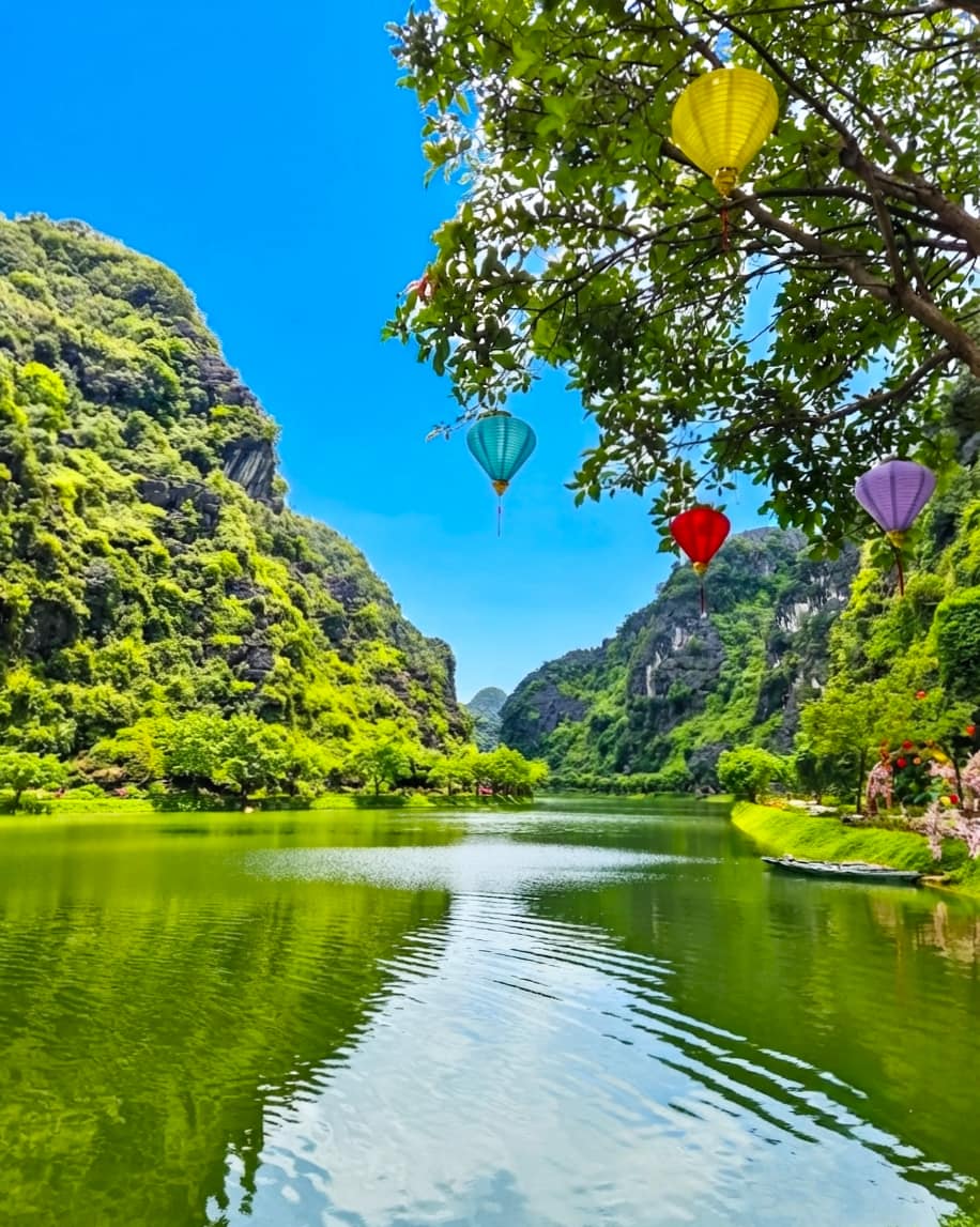 Tam Coc, Ninh Binh Tam Coc, Ninh Binh