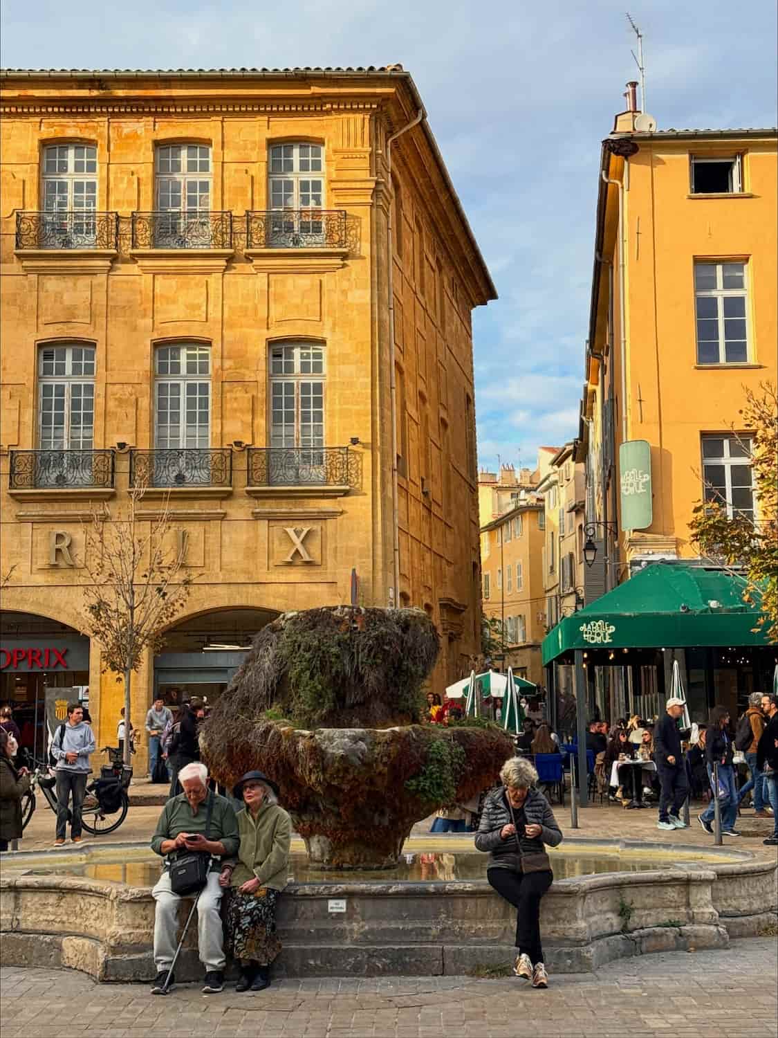 Aix-en-Provence, Cours Mirabeau Aix-en-Provence, Cours Mirabeau