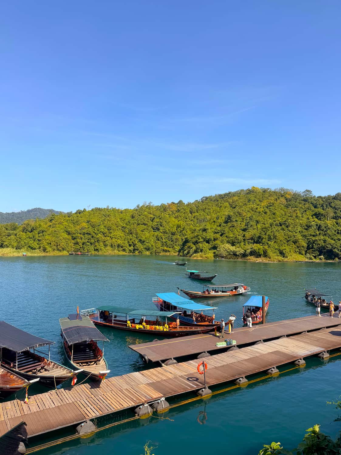 Cheow Lan Lake, Khao Sok Cheow Lan Lake, Khao Sok