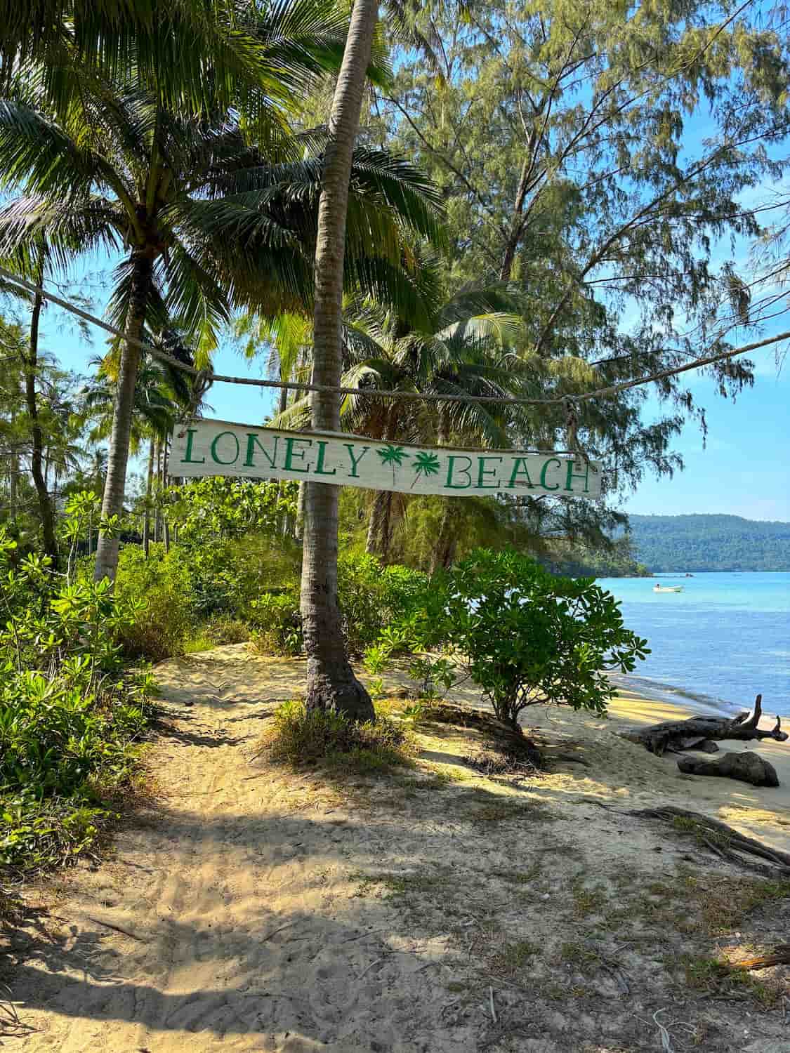 Lonely Beach, Cambodia Lonely Beach, Cambodia