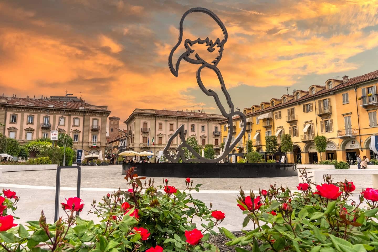 Piazza Ferrero Area, Alba Piazza Ferrero Area, Alba