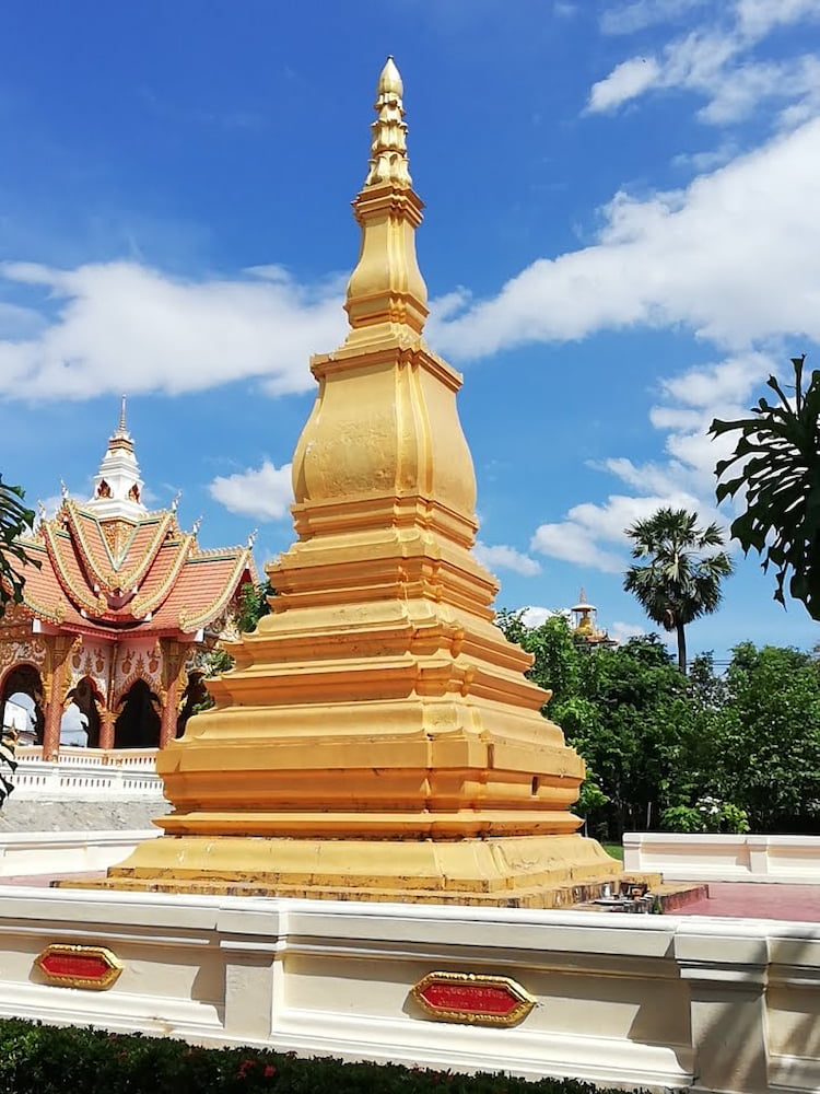 Talat Sao & Patuxai, Vientiane Talat Sao & Patuxai, Vientiane