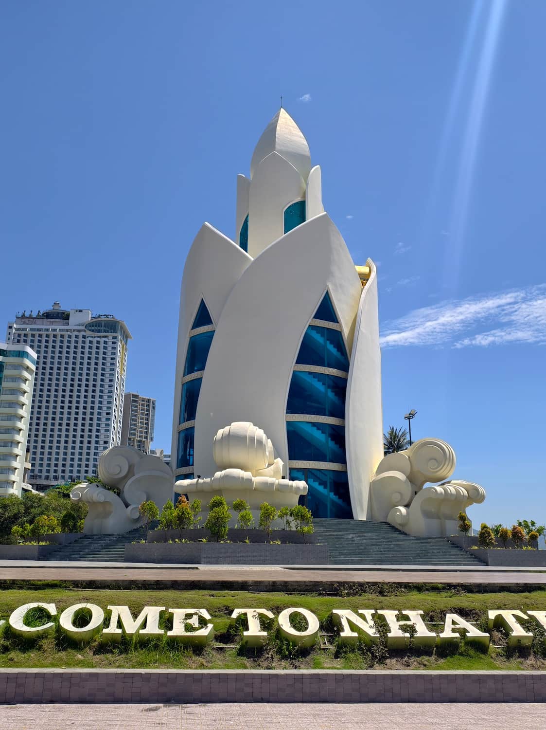Vinh Nguyen, Nha Trang Vinh Nguyen, Nha Trang