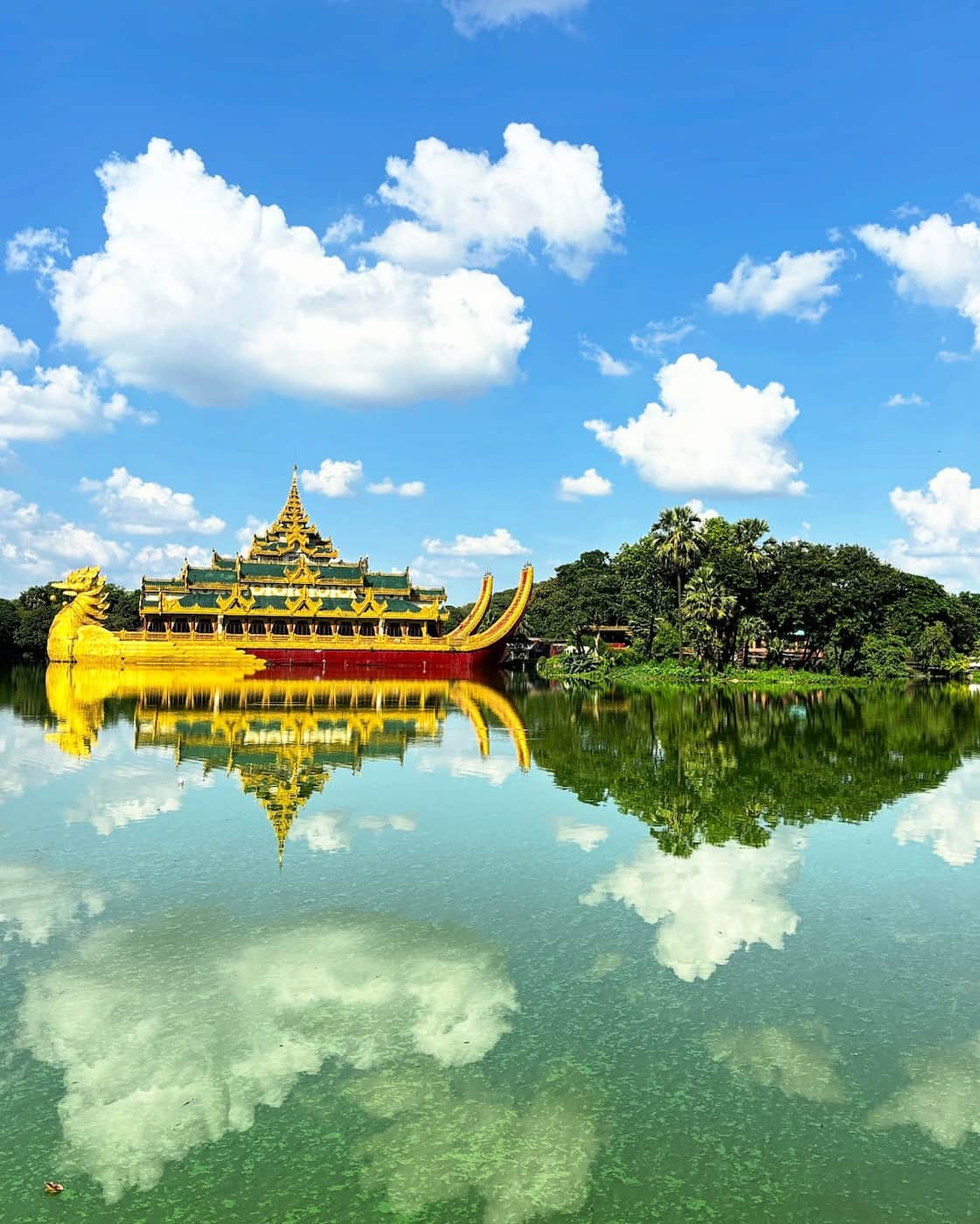 Kandawgyi Lake, Yangon Kandawgyi Lake, Yangon
