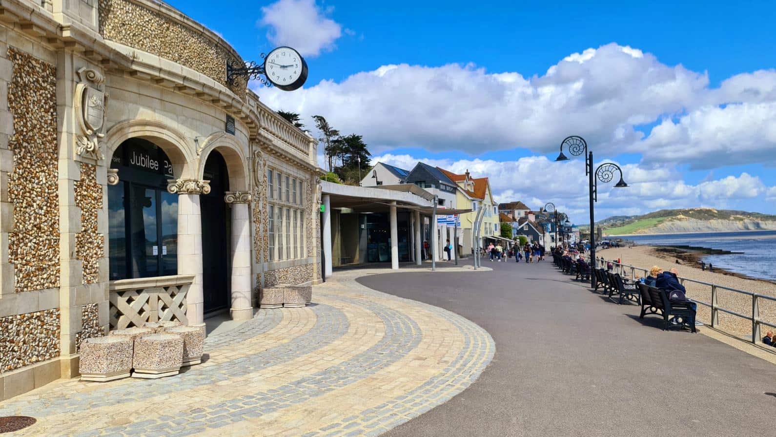 Marine Parade, Lyme Regis Marine Parade, Lyme Regis