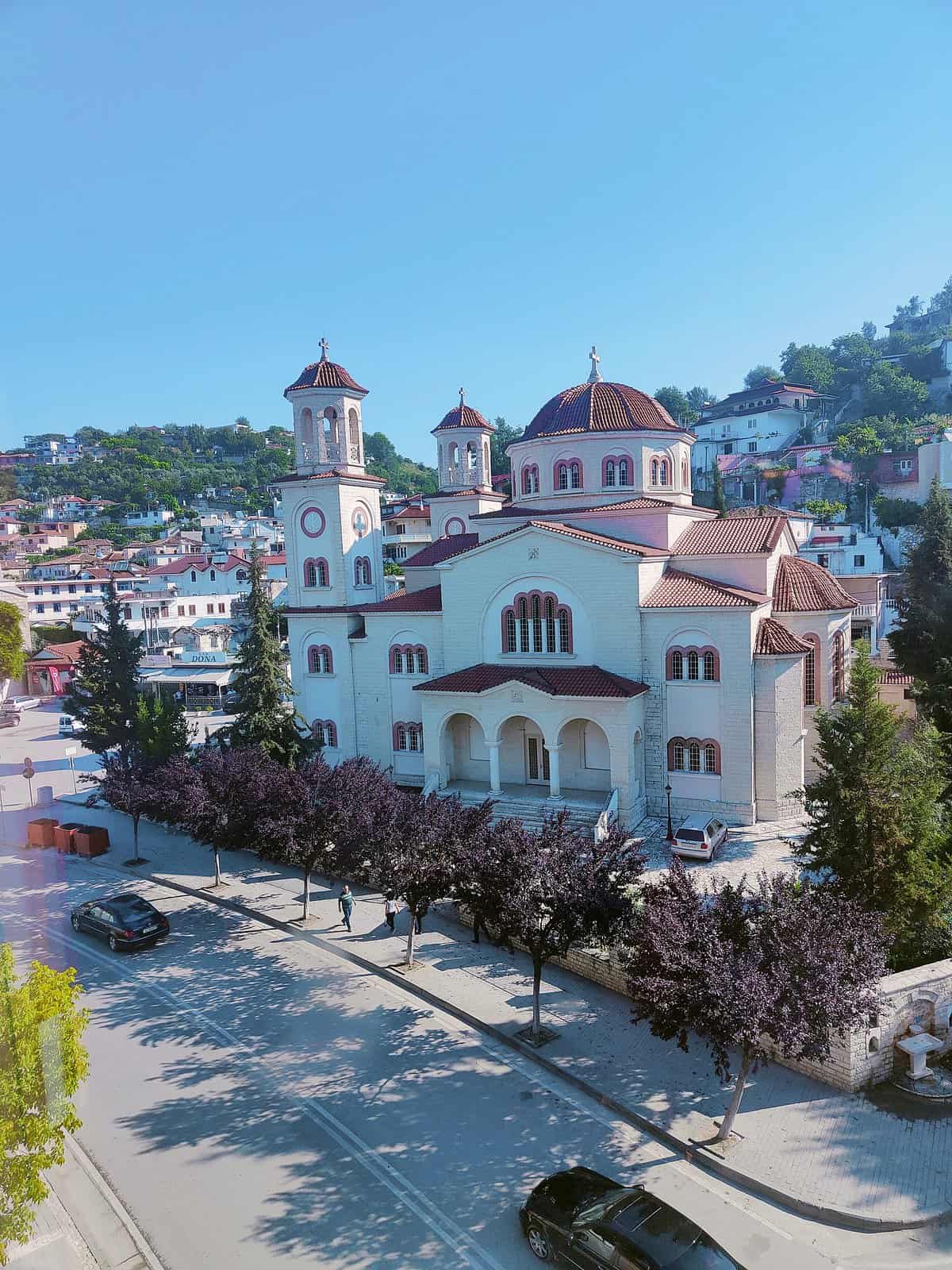 Uznova, Berat Uznova, Berat